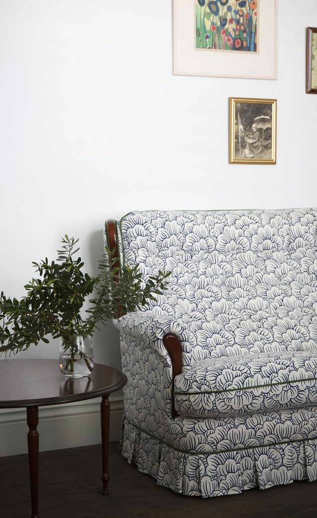 5_Room-3_LolaApartment_MA049